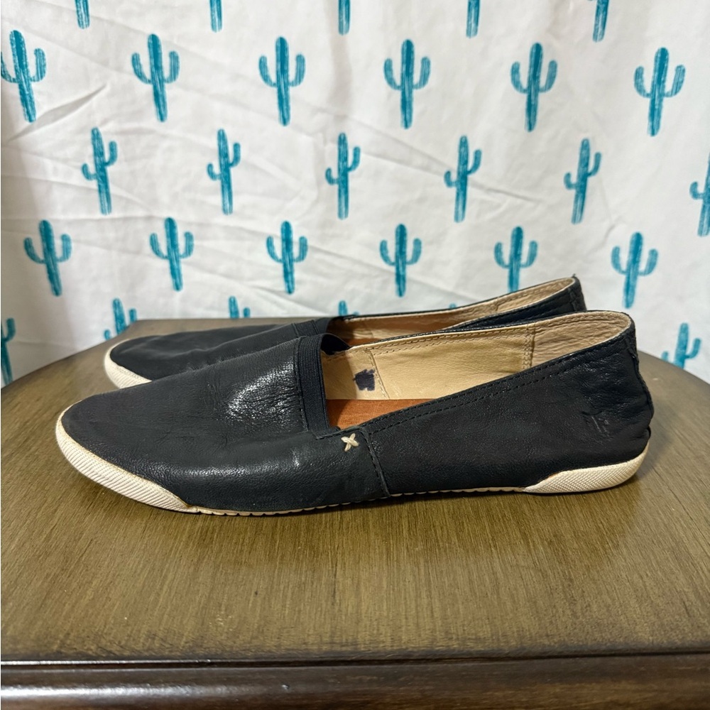 Frye Melanie Slip On Black Leather Flats with Cream Soles